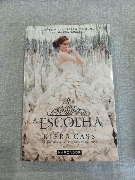 Coleção "A seleção" de Kiera Cass (Volumes 1,3 e 4)