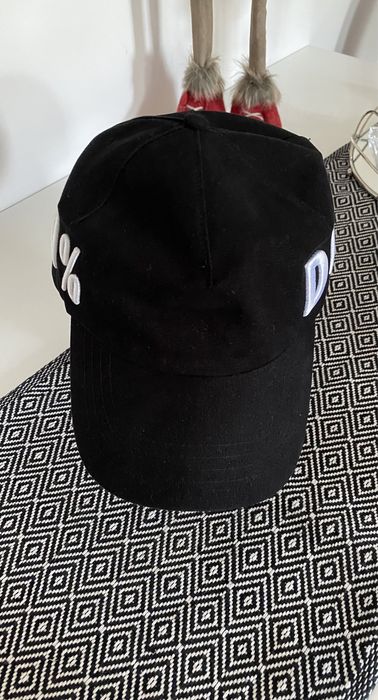 Czapka z daszkiem DKNY
