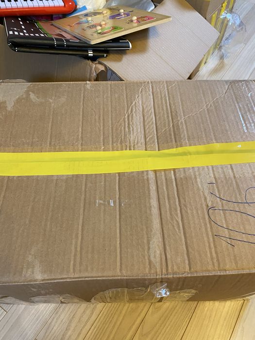 Лоти іграшок з Європи