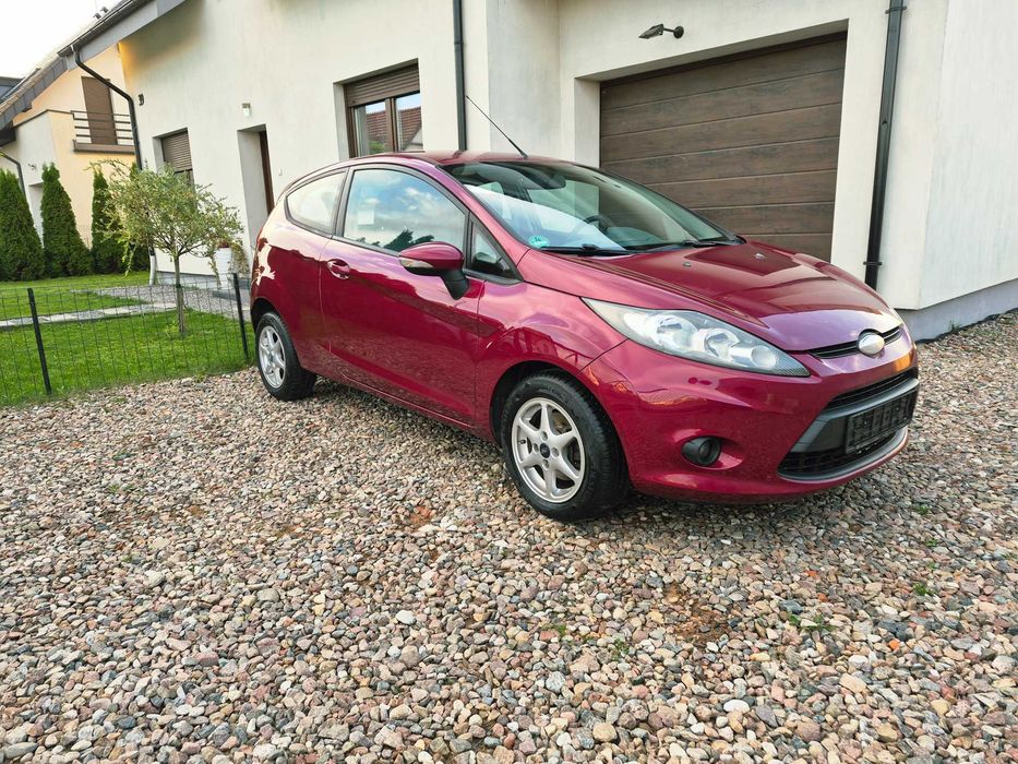 Ford Fiesta Bordo metalik Klimatyzacja Niski Przebieg Po opłatach!!