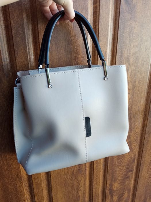 Сумка жіноча бежева