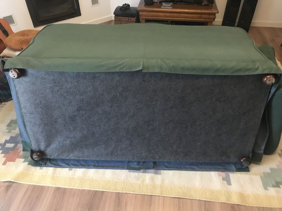 Sofa verde 2 lugares