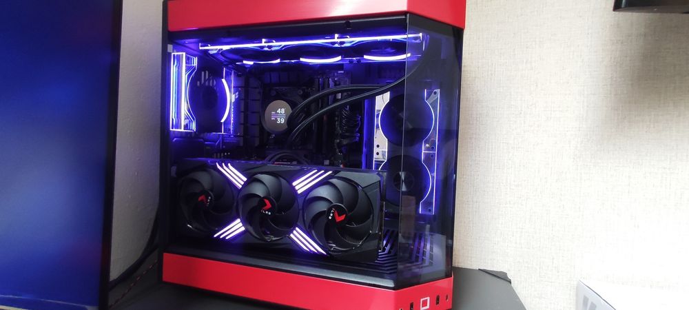 Komputer gamingowy Ryzen 9 7950X3D + RTX 4070 Ti SUPER + 4TB