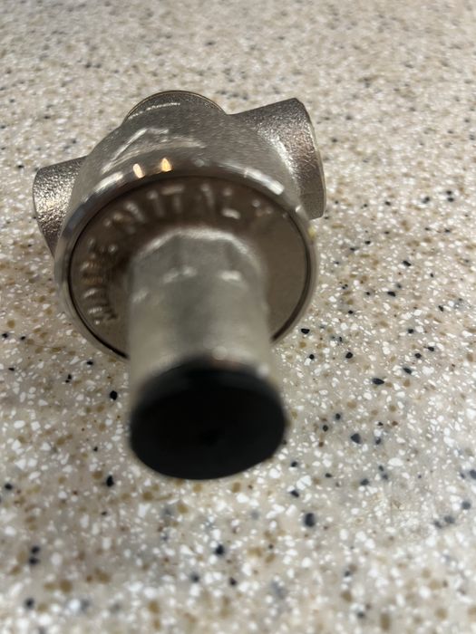 Редуктор давления воды RBM RIS 1/2" Made in Italy.