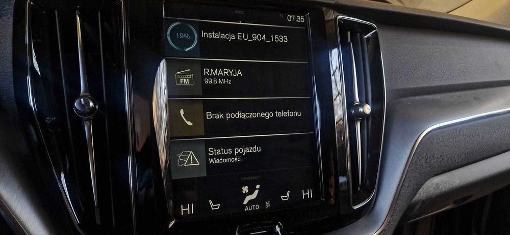 Solucja Konwersja Język Polski Mapy Kamera Cofania AndroidAuto CarPlay Doposażenia AUDI VW MERCEDES BMW DODGE JEEP MASERATI CHRYSLER KIA HYUNDAI  FORD