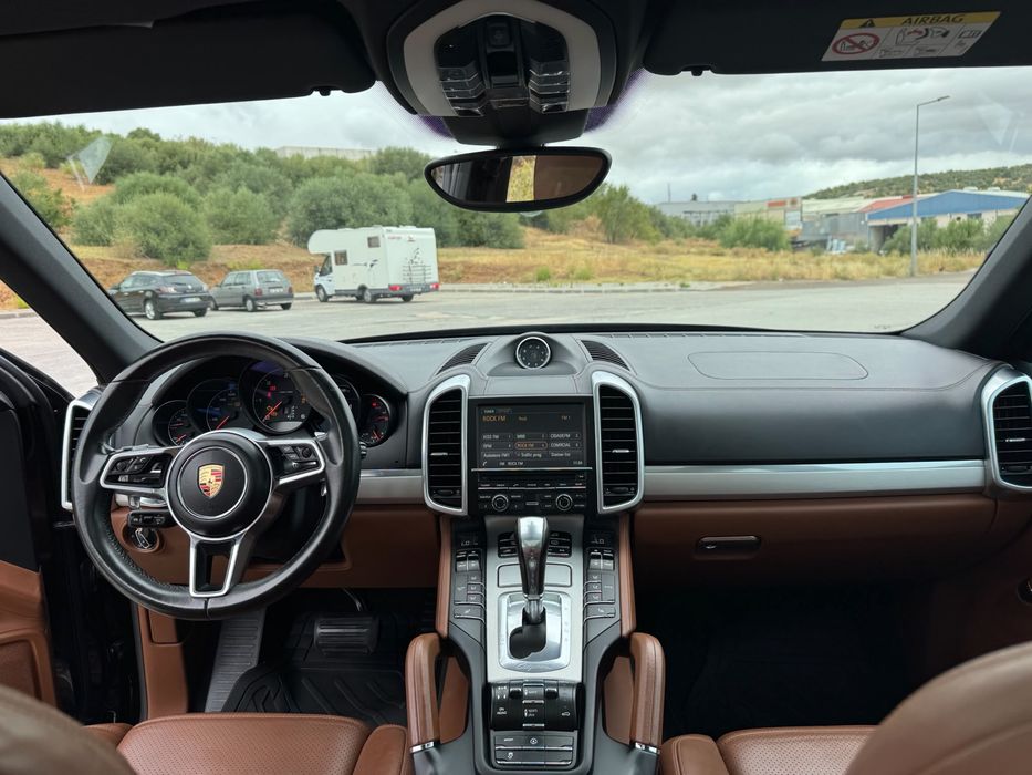 Porsche Cayenne 3.0d - 262 cv - Full Extras