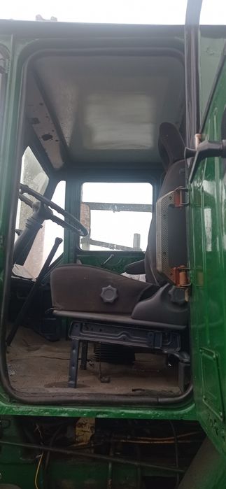 Продам фронтальний навантажувач трактор Т-156