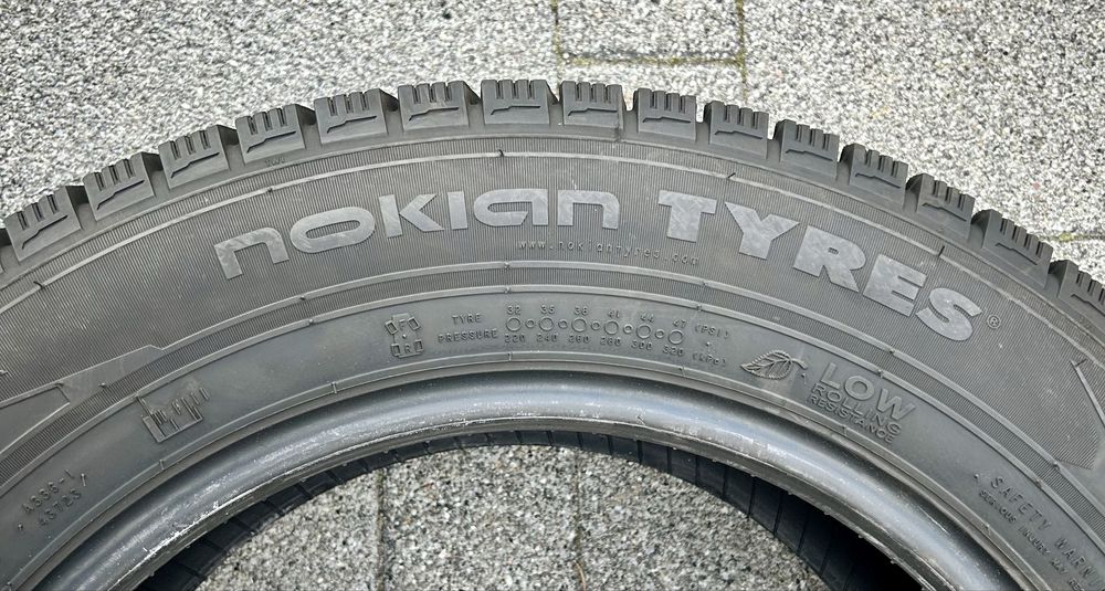 NOKIAN Tyres NORDMAN RS2 215/60/R16