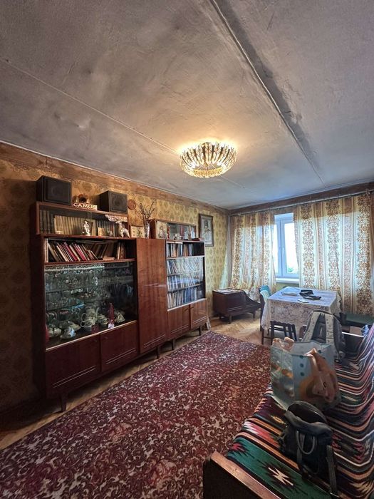 Продам 2 кімнатну квартиру
