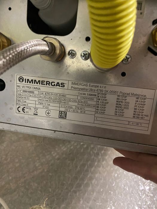 Caldeira Condensação Immergas Victrix Omnia (Nova/Nunca Usada) + Radiadores
