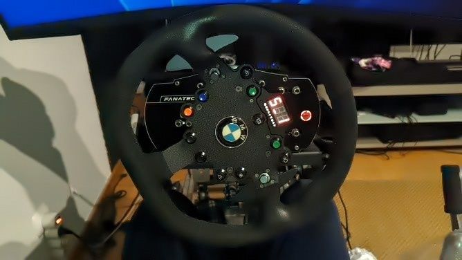 Volante BMW M3 GT2 Fanatec  em excelente estado