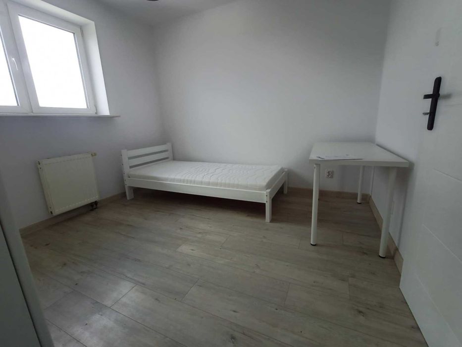 Wynajmę pokój w mieszkaniu 3 pokojowym CENTRUM Krakowa