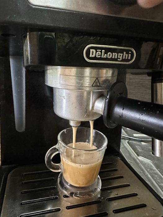 Máquina de Café Manual DeLonghi Stilosa EC260.BK - Preto