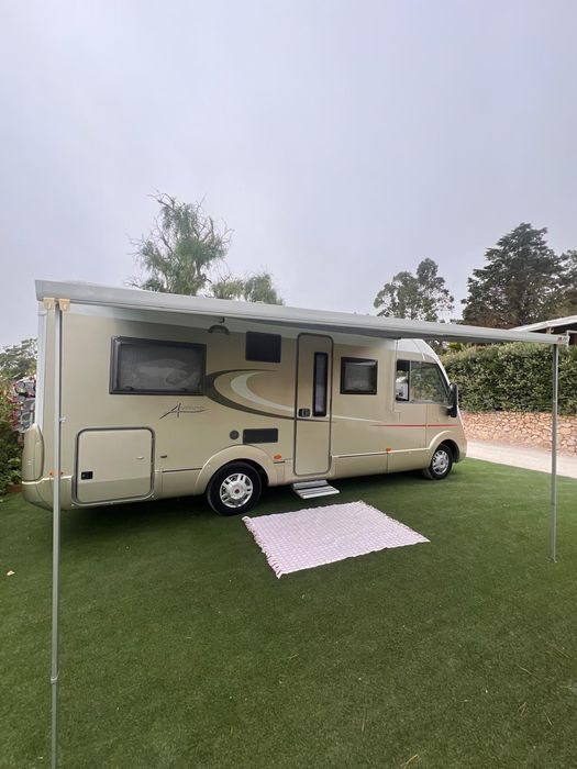 Autocaravana para venda.