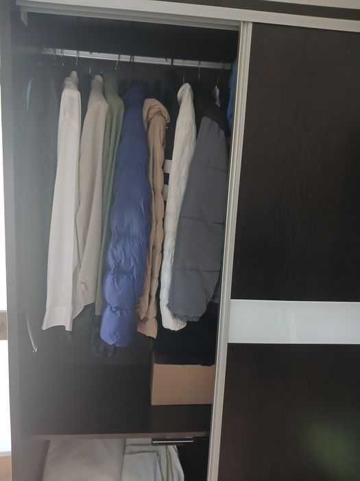 Roupeiro e 4 cortinas vendo em conjunto ou separado