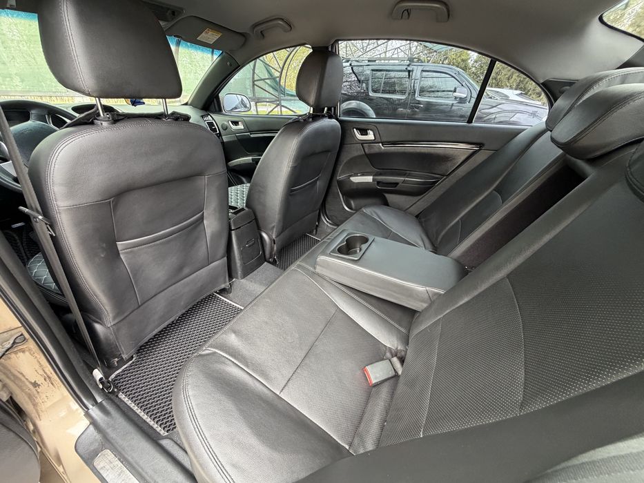 Geely Emgrand EC7 2013 год 1.8 ( 123.000 пробега ) не крашен