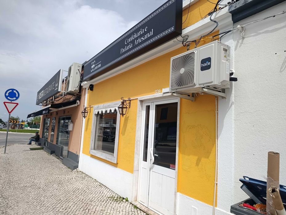 Arrendo Loja em Azeitão