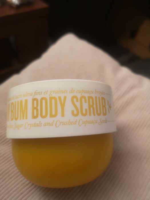 Sol  de Janeiro body Scrub