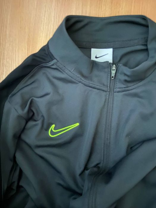 Кофта Nike 11-12 років