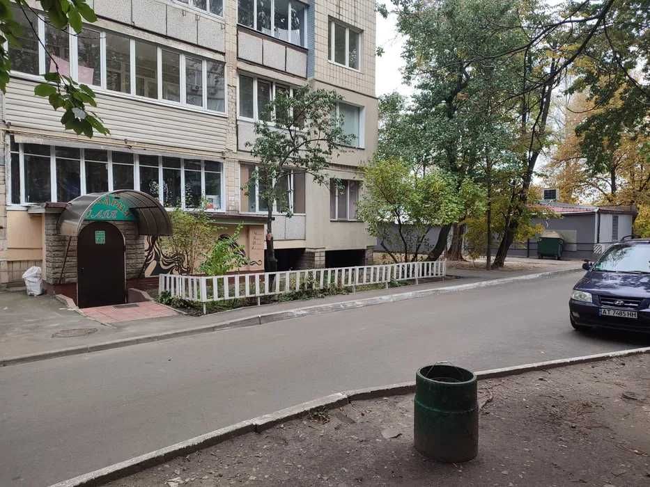 Приміщення 75м2, вул. Васильківська 42, Голосіївский район