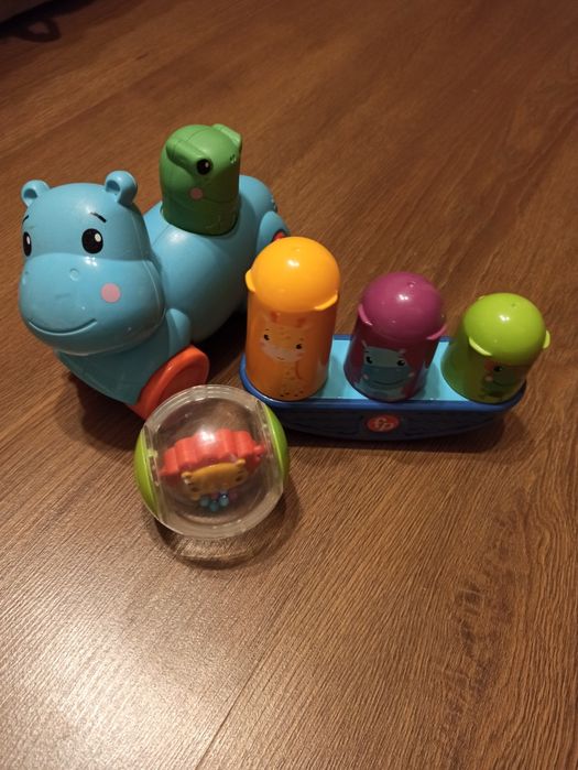 Набір іграшок бегемотик  fisher price для розвитку моторики рук малечі