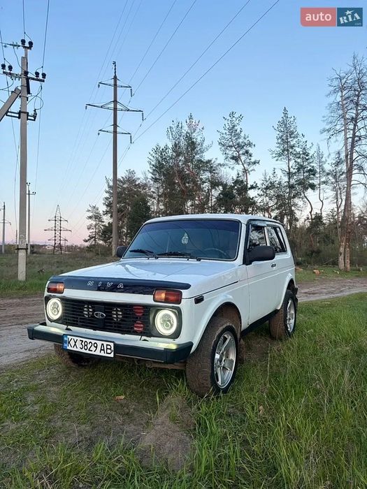 ВАЗ / Lada 21214 / 4x4 2013 I покоління (FL)