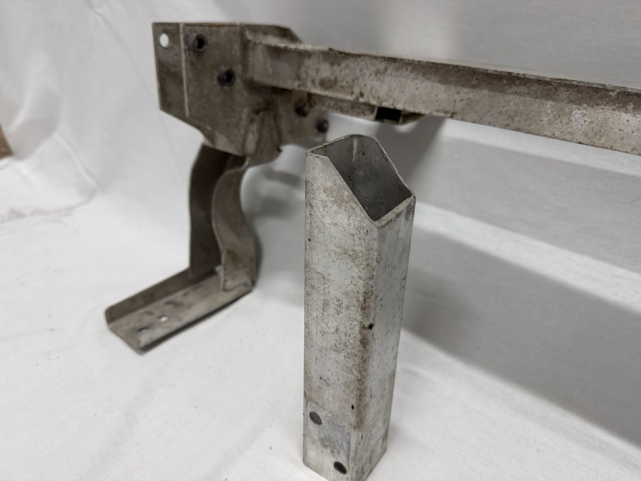 Pas Przedni Strefy Zgniotu Mercedes A B Klasa CLA W246 W117 W176