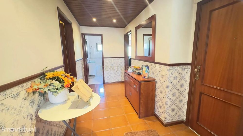Apartamento T3 em Oiã