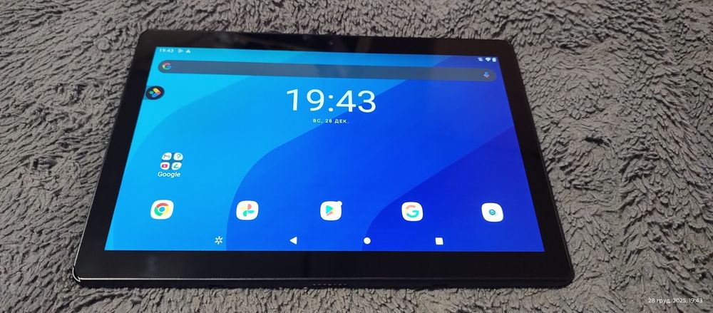 Планшет а металлическом корпусе не дрого