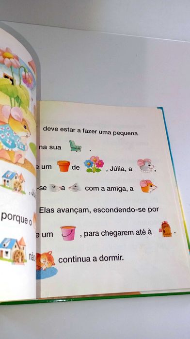 À procura das Palavras com... Júlia431777406004111363