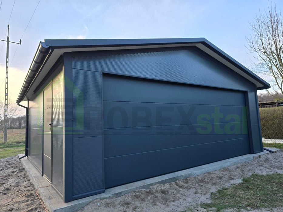 hala Garaż ocieplany z płyty warstwowej 12,5x8 złoty dąb orzech