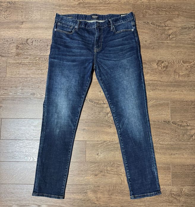 Продам джинсы Superdry.