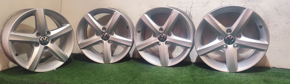 Felgi aluminiowe OE VW Passat B7 16"6.5J et42 5x112