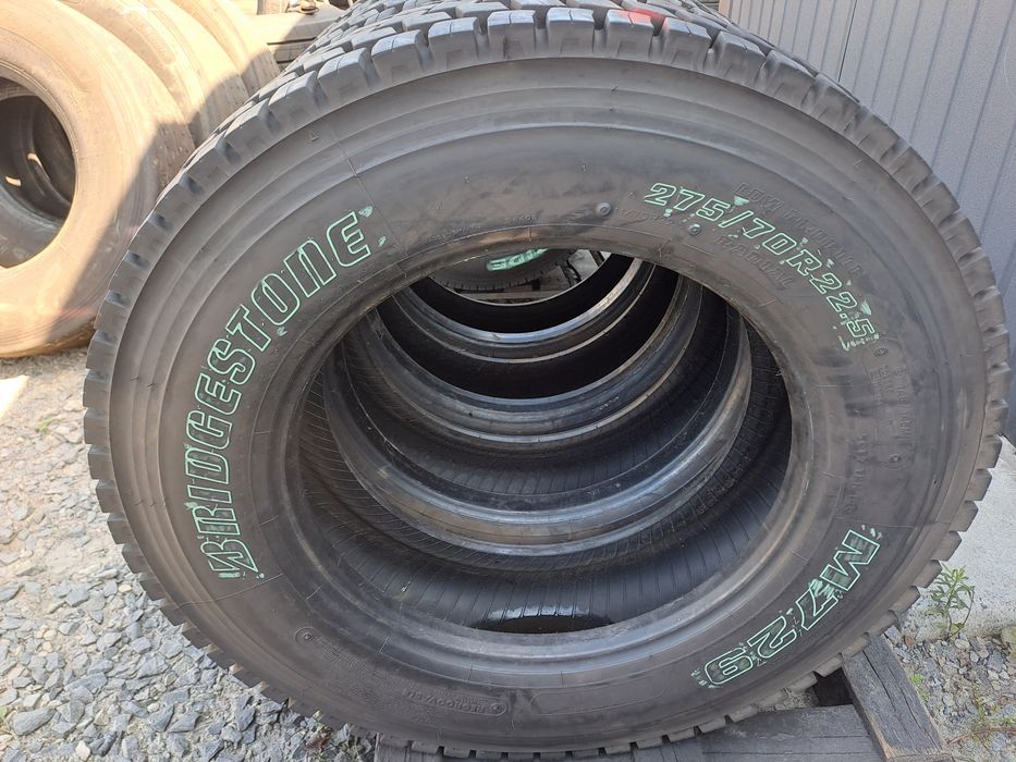 275/70 R22.5 Bridgestone M729