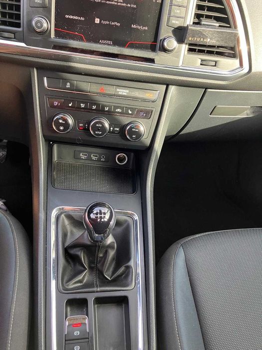 SEAT Ateca SUV Diesel 1.6 TDI car play e sistemas de assistência à condução — photo 4
