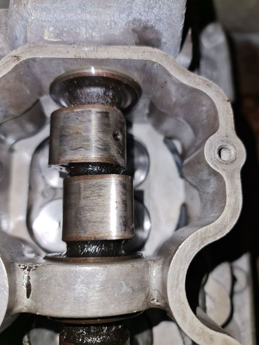 Распредвал  lanos daewoo  chevrolet 1.5