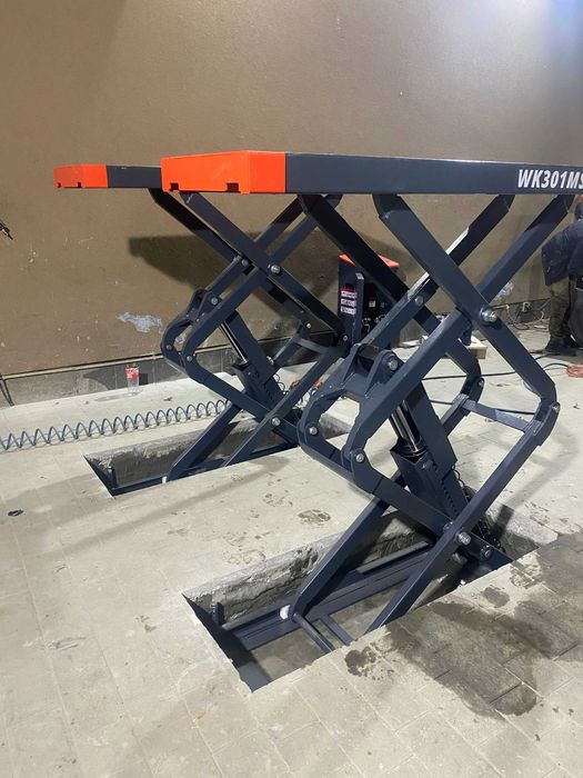 Підйомник ножичний вбудований 3-3.5т Well Kraft 301MS/305MS