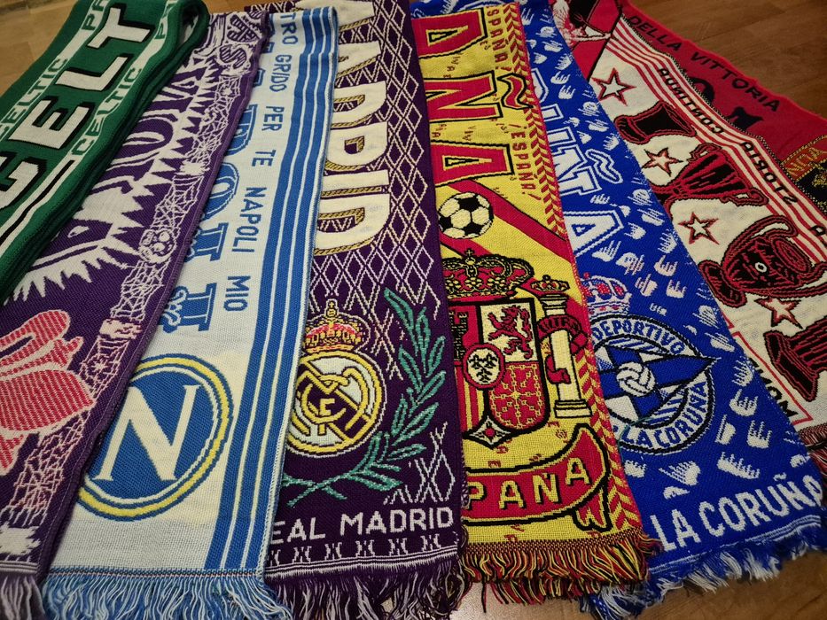 Coleção cachecóis futebol