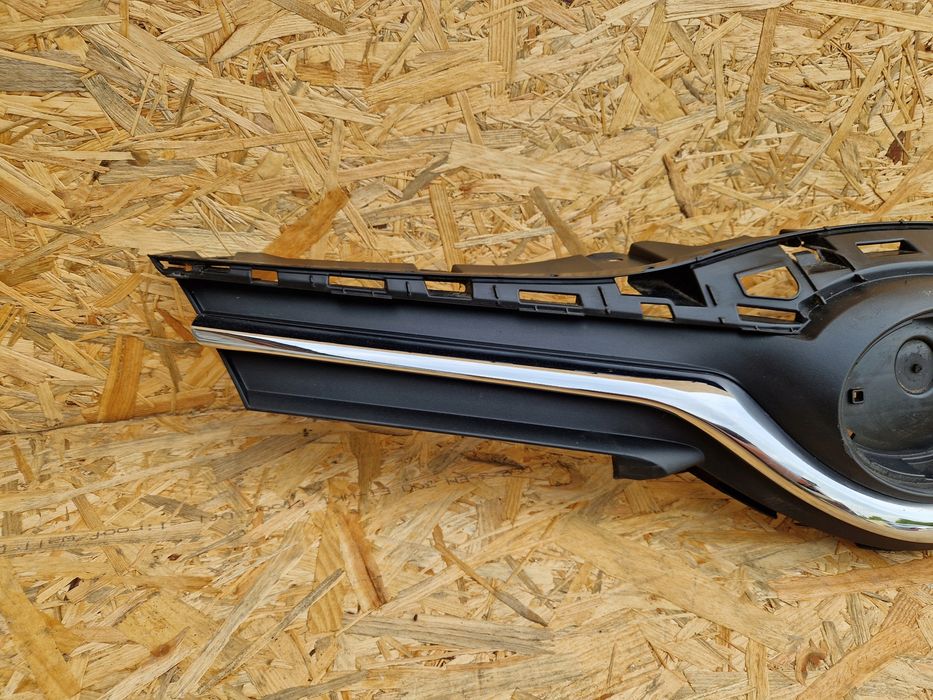 grill atrapa toyota yaris iii 3 lift
