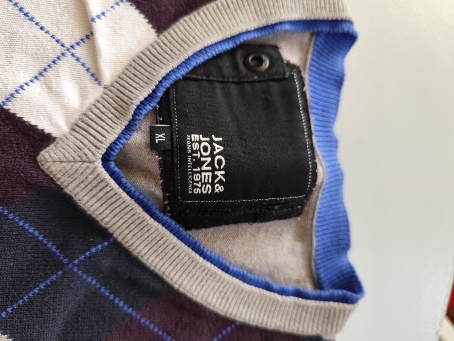 Sprzedam męski sweter firmy Jack & Jones