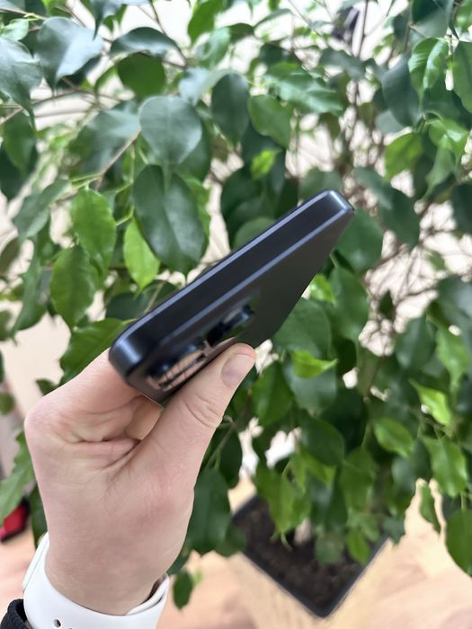 Продам Айфон 15 Pro Max