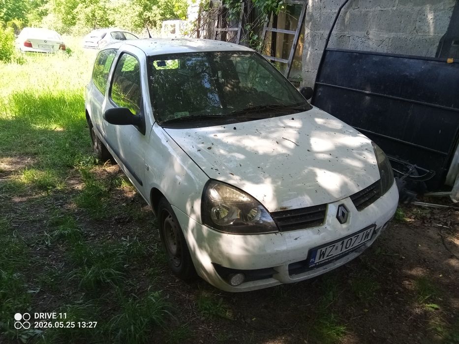 Renault Clio van