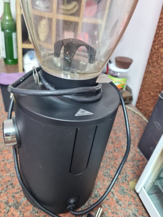 Продам кофемолку