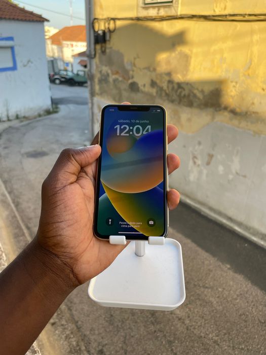 iPhone 11 Pro semi novo