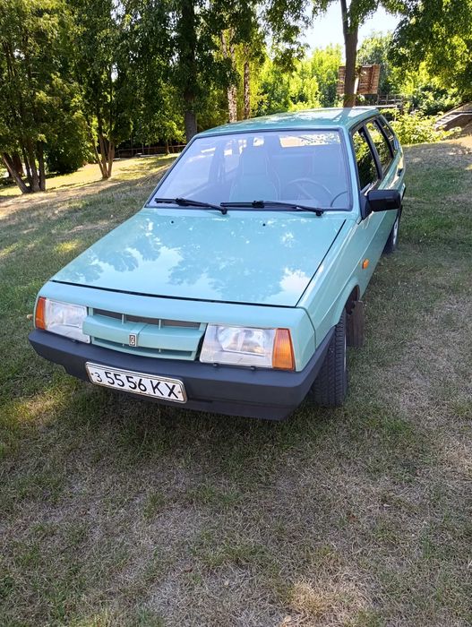 Продам автомобіль ва́з 2109