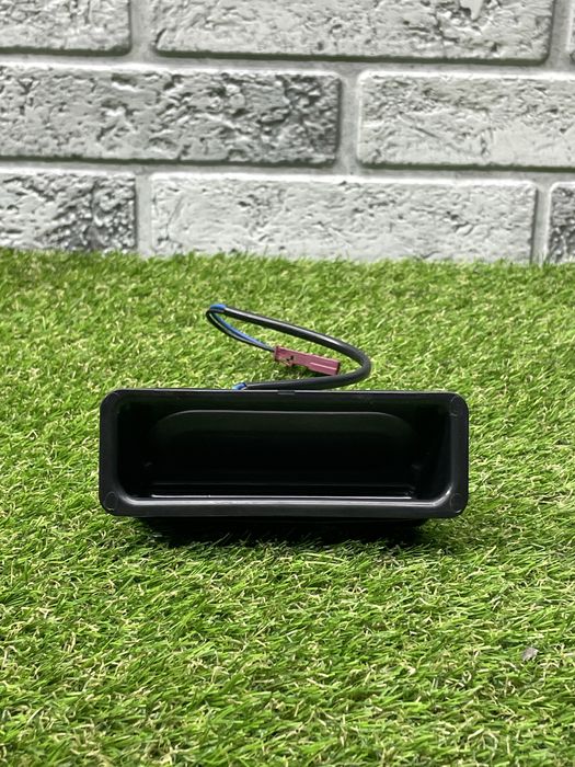 Кнопка відкривання багажника нова BMW E39/E60 Код:289