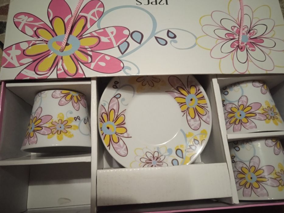 Сервіз "Рожеві квіти" новий