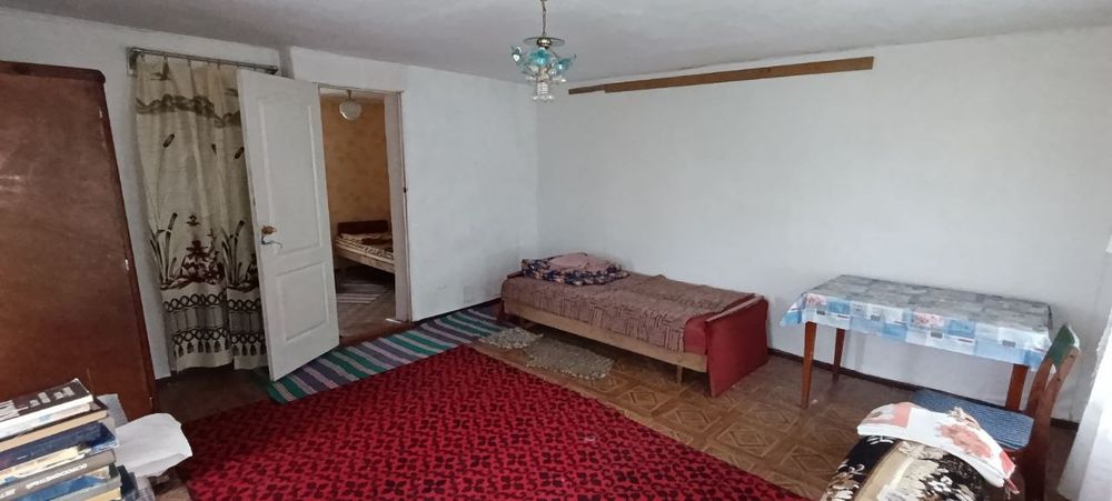 Будинок в мальовничому селі