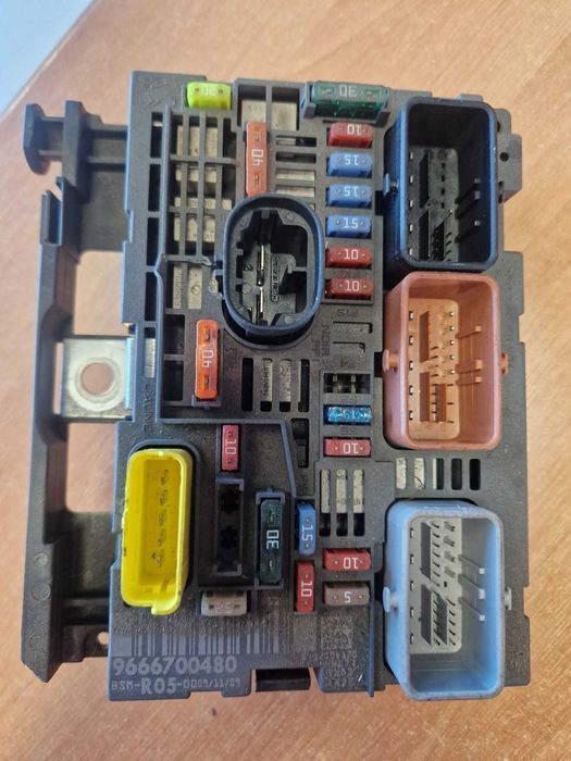 Skrzynka bezpieczników BSM Berlingo II 1.6 96667.00480