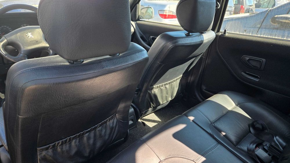 Peugeot 306 Griffe Pack interiores Estofos em Pele em excelente estado